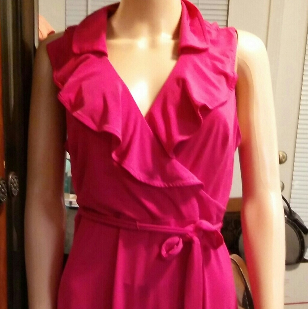 Sandra Darren Dress - Picture 1 of 3